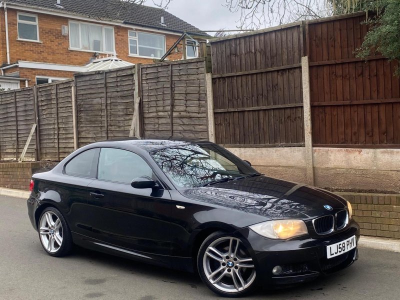 BMW 1 SERIES