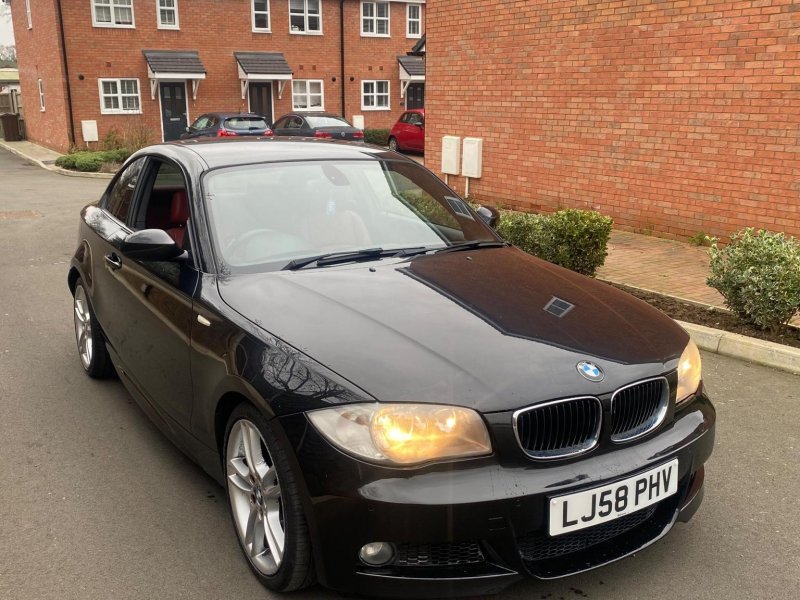 BMW 1 SERIES