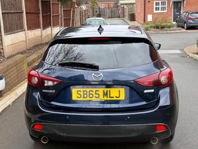 MAZDA MAZDA3