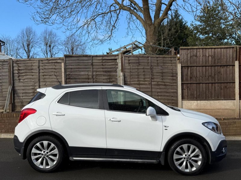 VAUXHALL MOKKA