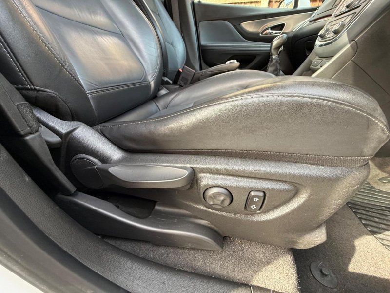VAUXHALL MOKKA