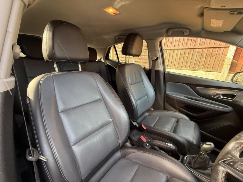VAUXHALL MOKKA