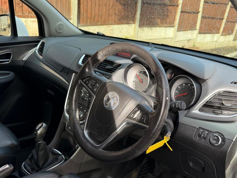 VAUXHALL MOKKA