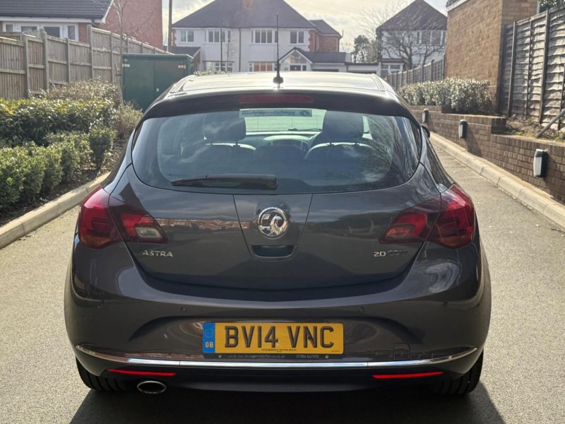 VAUXHALL ASTRA
