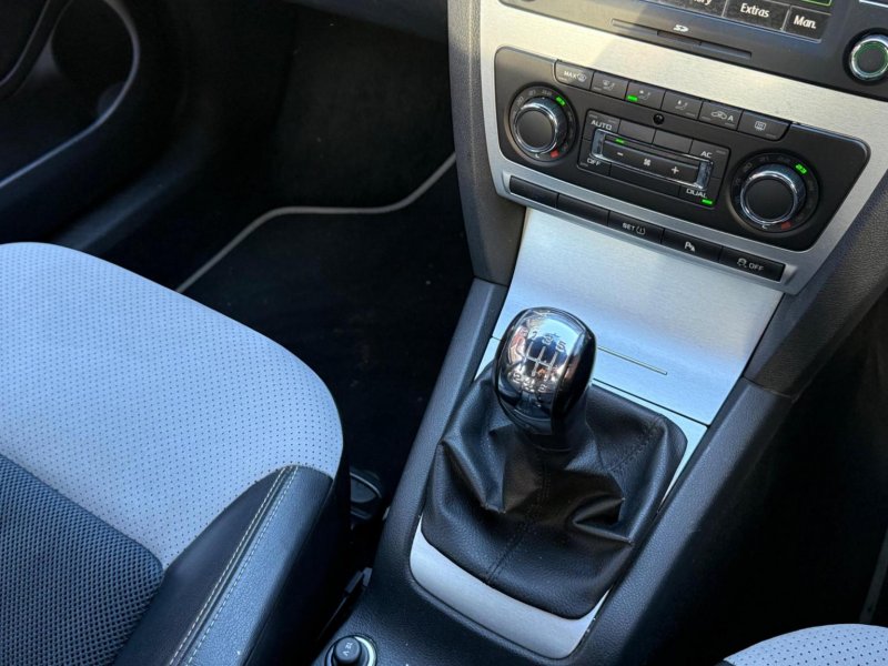 SKODA OCTAVIA