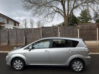 TOYOTA COROLLA VERSO
