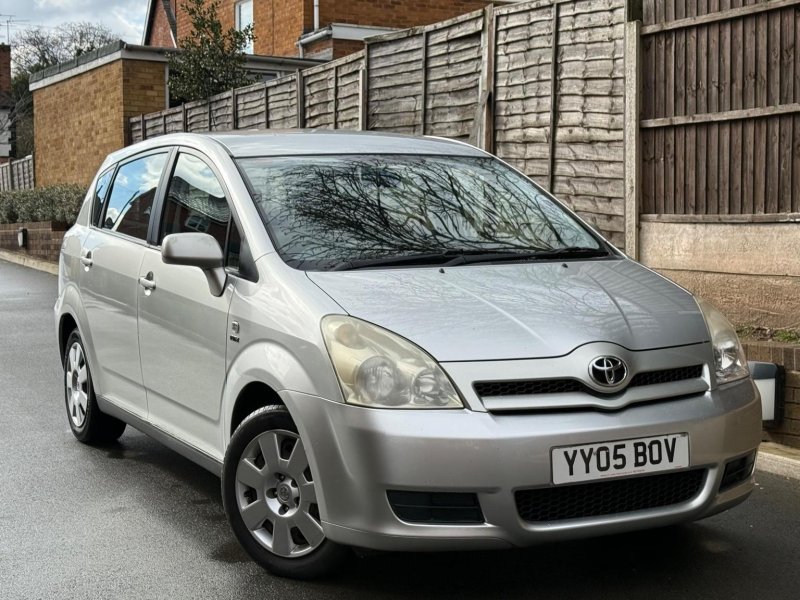 TOYOTA COROLLA VERSO