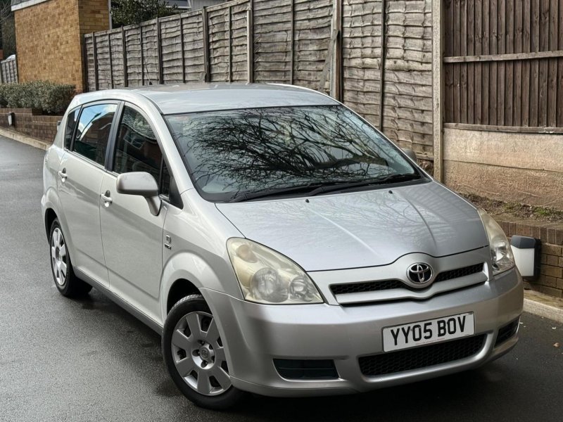 TOYOTA COROLLA VERSO