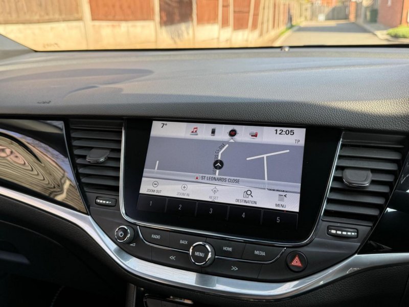 VAUXHALL ASTRA
