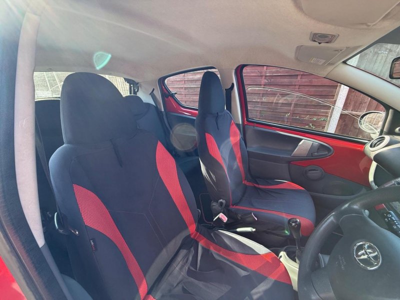 TOYOTA AYGO