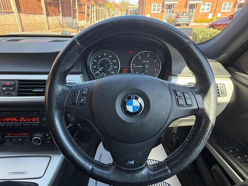 BMW 3 SERIES