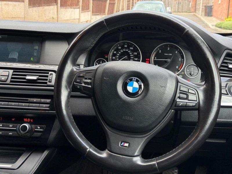 BMW 5 SERIES