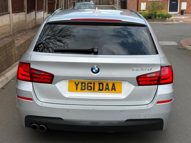 BMW 5 SERIES