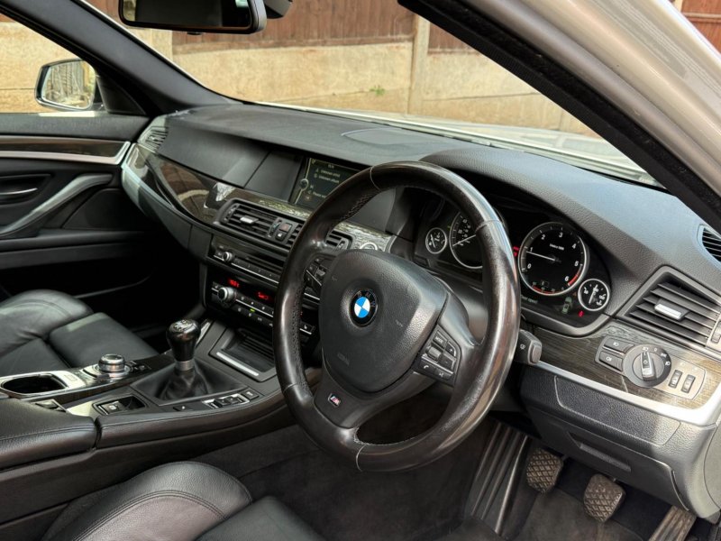 BMW 5 SERIES