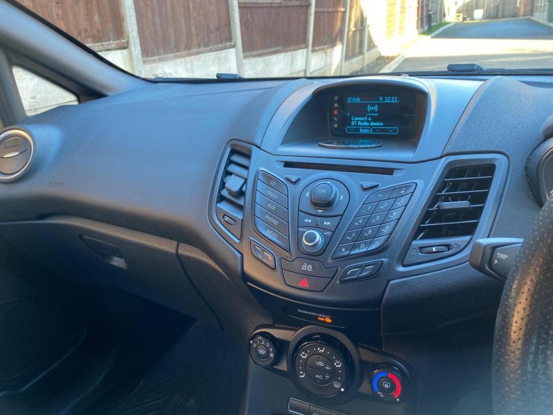FORD FIESTA