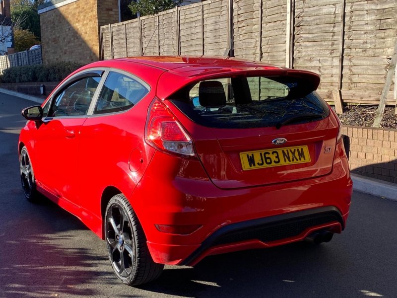 FORD FIESTA