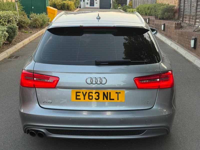 AUDI A6 AVANT