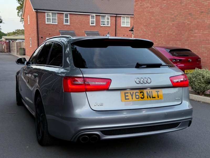 AUDI A6 AVANT