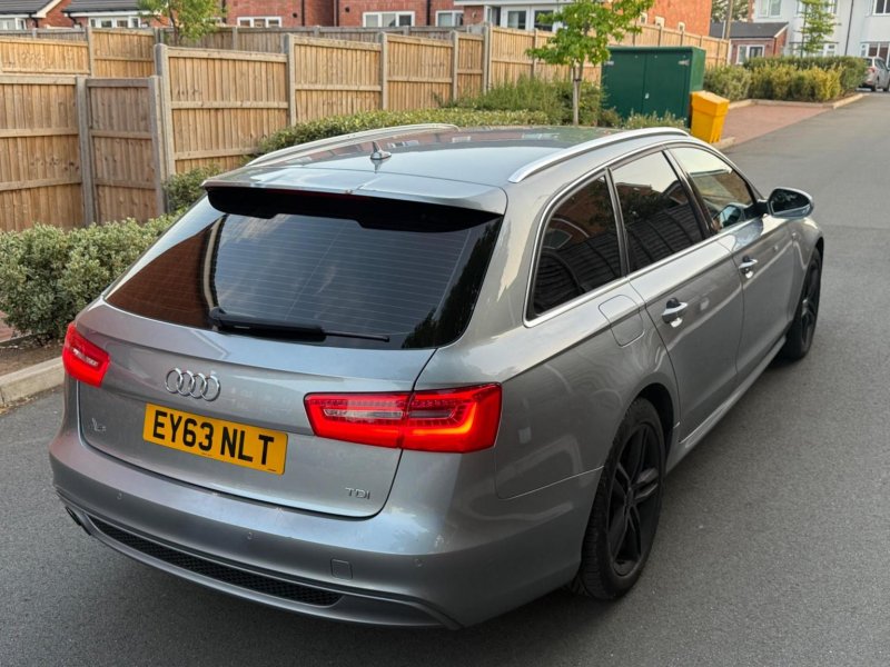 AUDI A6 AVANT