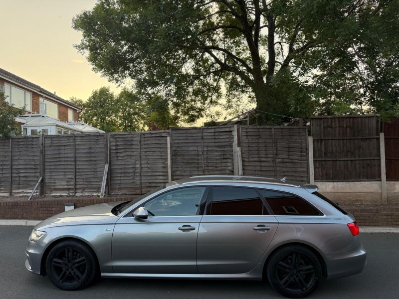 AUDI A6 AVANT