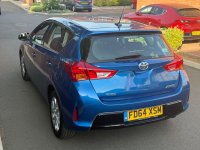 TOYOTA AURIS
